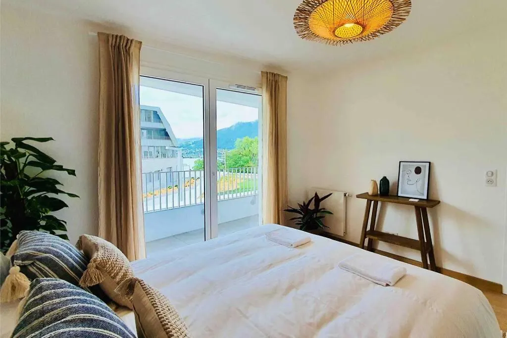 Le Boheme Beau T2 Vue Lac & Montagnes + Garage アヌシー アパート