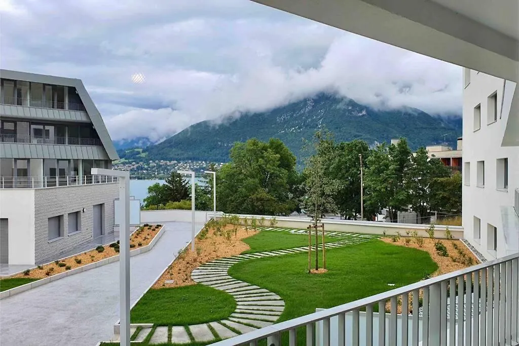 Le Boheme Beau T2 Vue Lac & Montagnes + Garage アヌシー 0*,  フランス